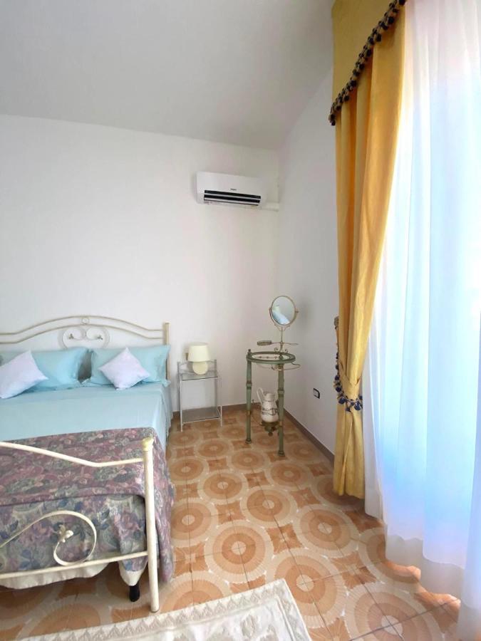 Le Fresie B&B SantʼAntìoco Exterior foto